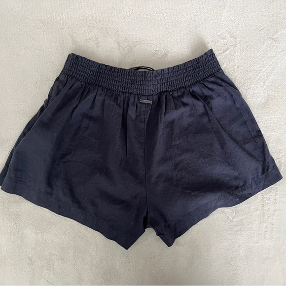 Billabong Linen Shorts - Picture 2 of 2